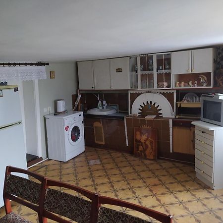 Guest House 艾兹基 外观 照片