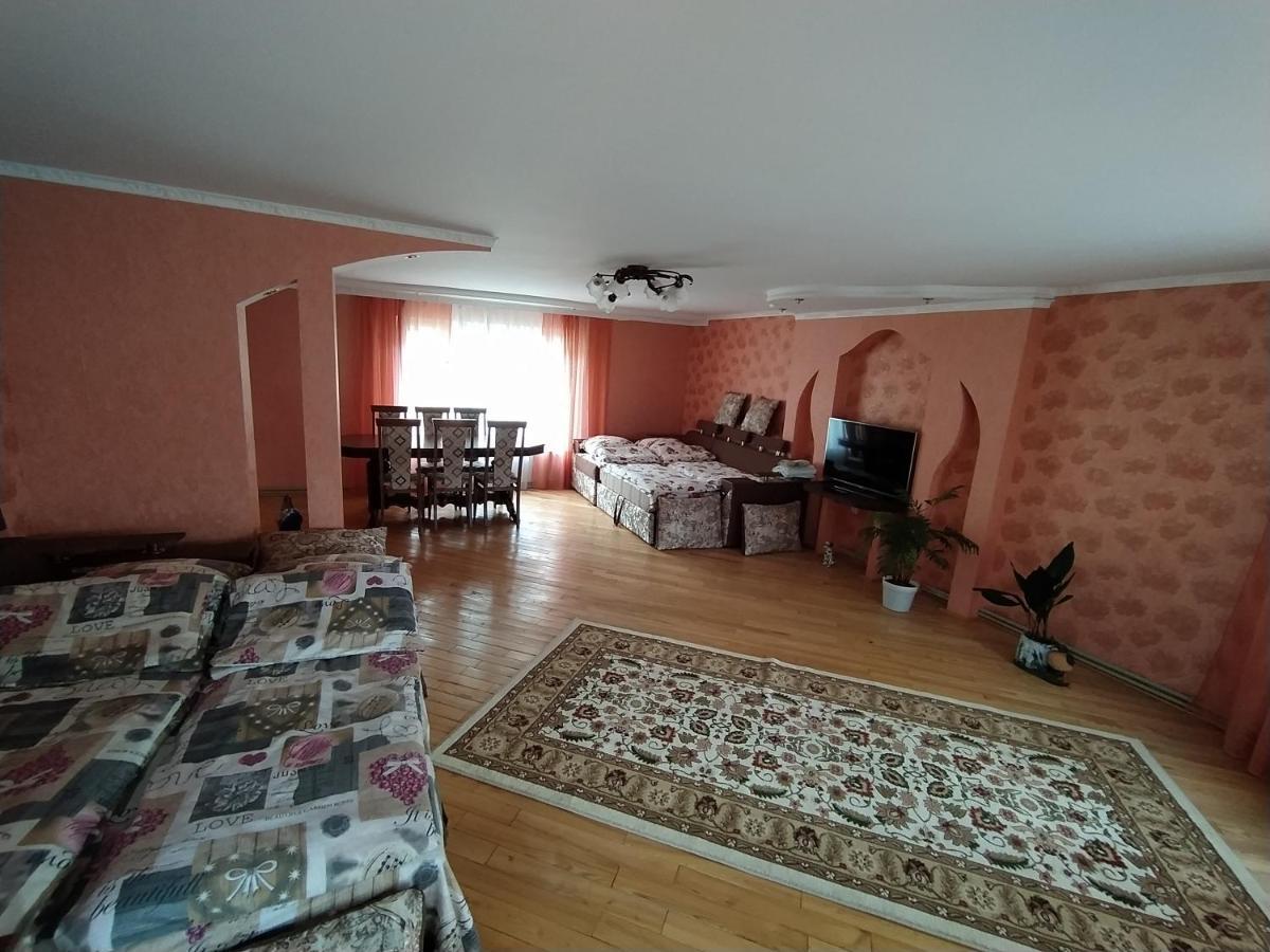 Guest House 艾兹基 外观 照片