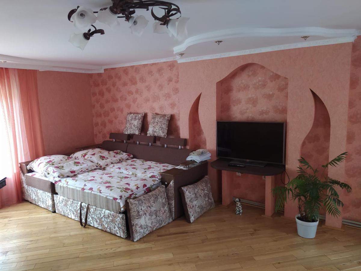 Guest House 艾兹基 外观 照片